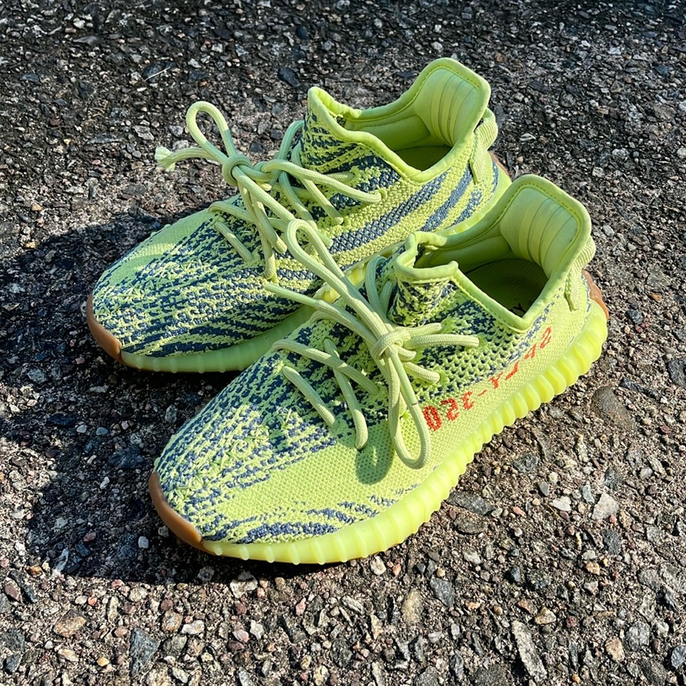YEEZY BOOST 350 V2 "SEMI FROZEN"